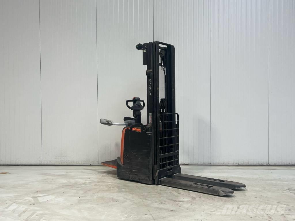 BT SPE120 Self propelled stackers