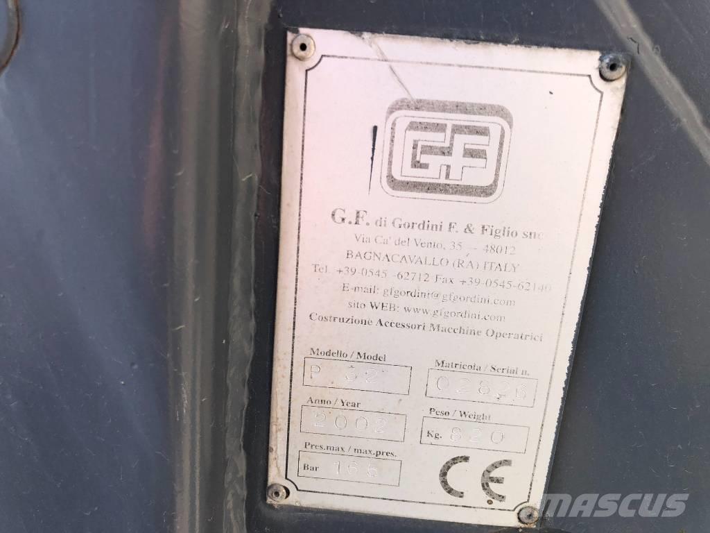  G.F. Gordini P 32 Backhoes