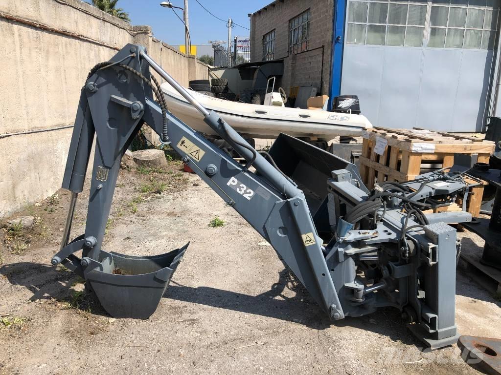  G.F. Gordini P 32 Backhoes