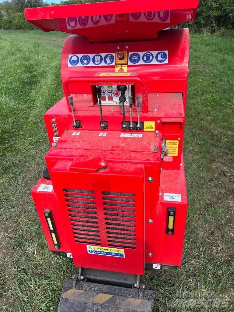 Red Rhino 4000 Crushers