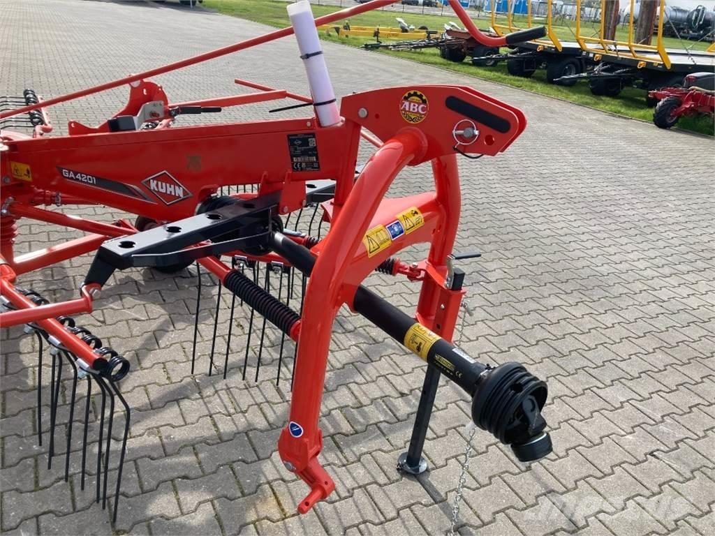 Kuhn GA 4201 Swathers