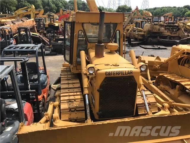CAT D 6 D Crawler dozers