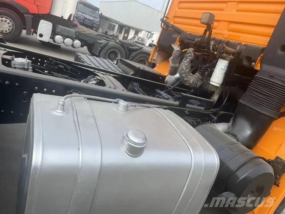 Shacman F3000 6x4 Tractor Units