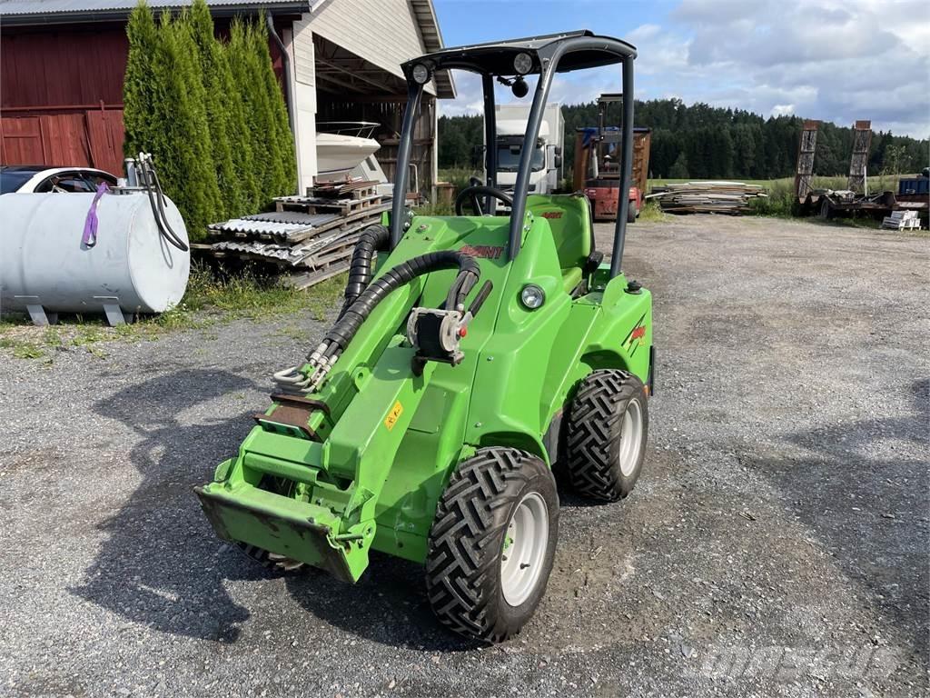 Avant M420 Mini loaders