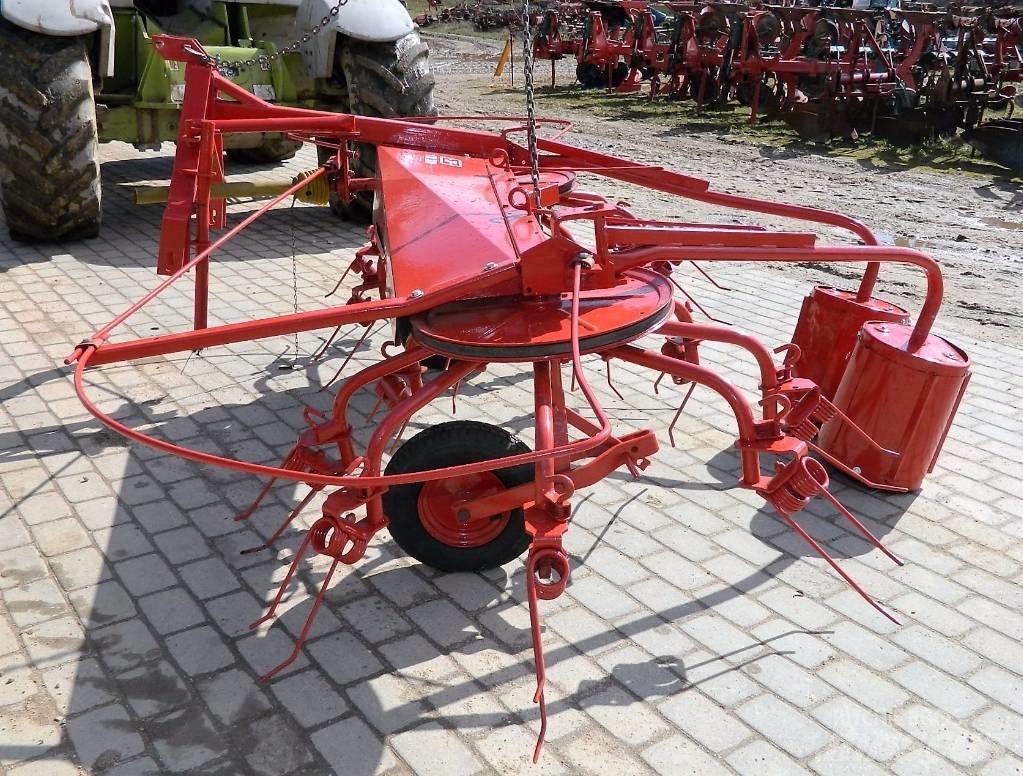 JF 320 Rakes and tedders