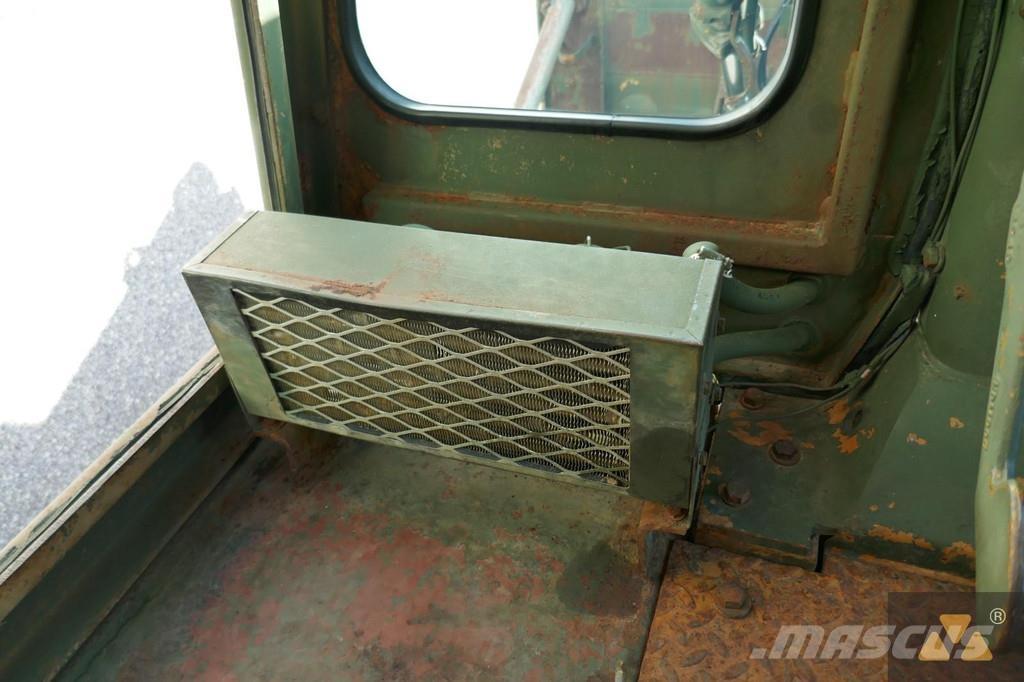 CAT D7G Ex-army Crawler dozers