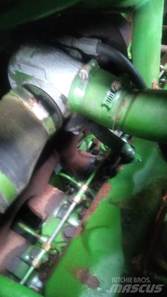 John Deere 1065 Combine harvesters