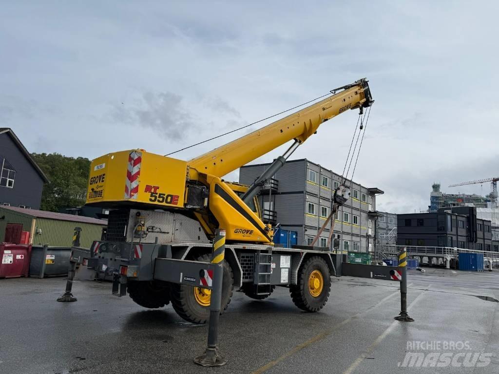 Grove RT 550 E Rough terrain cranes