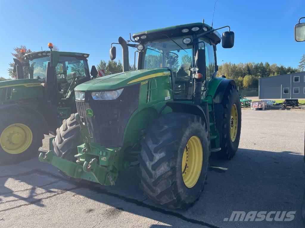 John Deere 7200 R Tractors