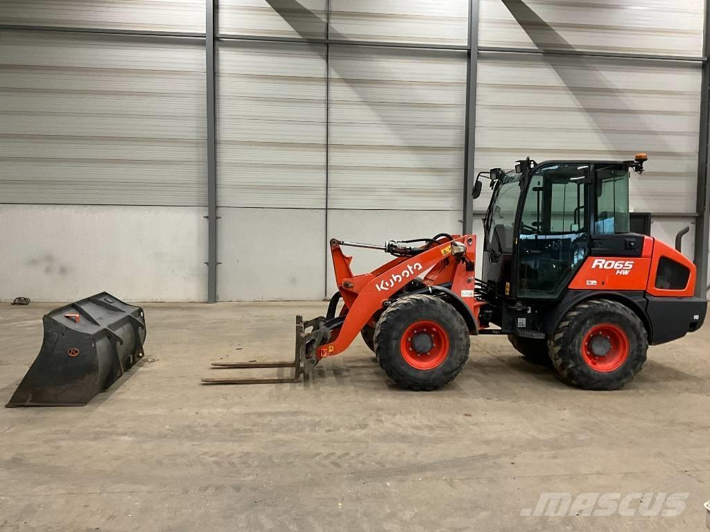 Kubota R 065 Wheel loaders