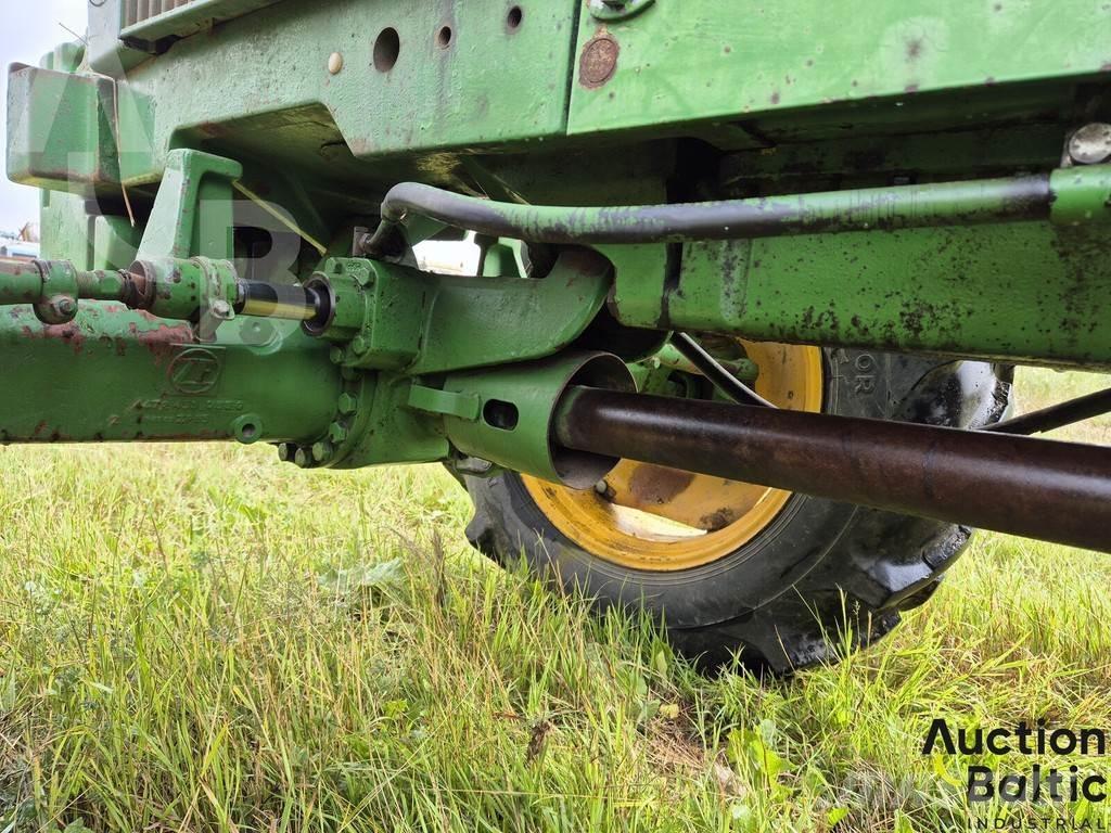 John Deere MFWD Tractors