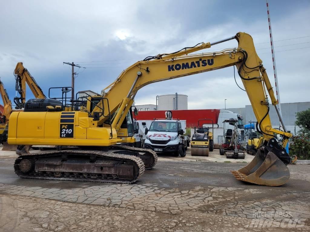 Komatsu PC 210 LC-11 Crawler excavators