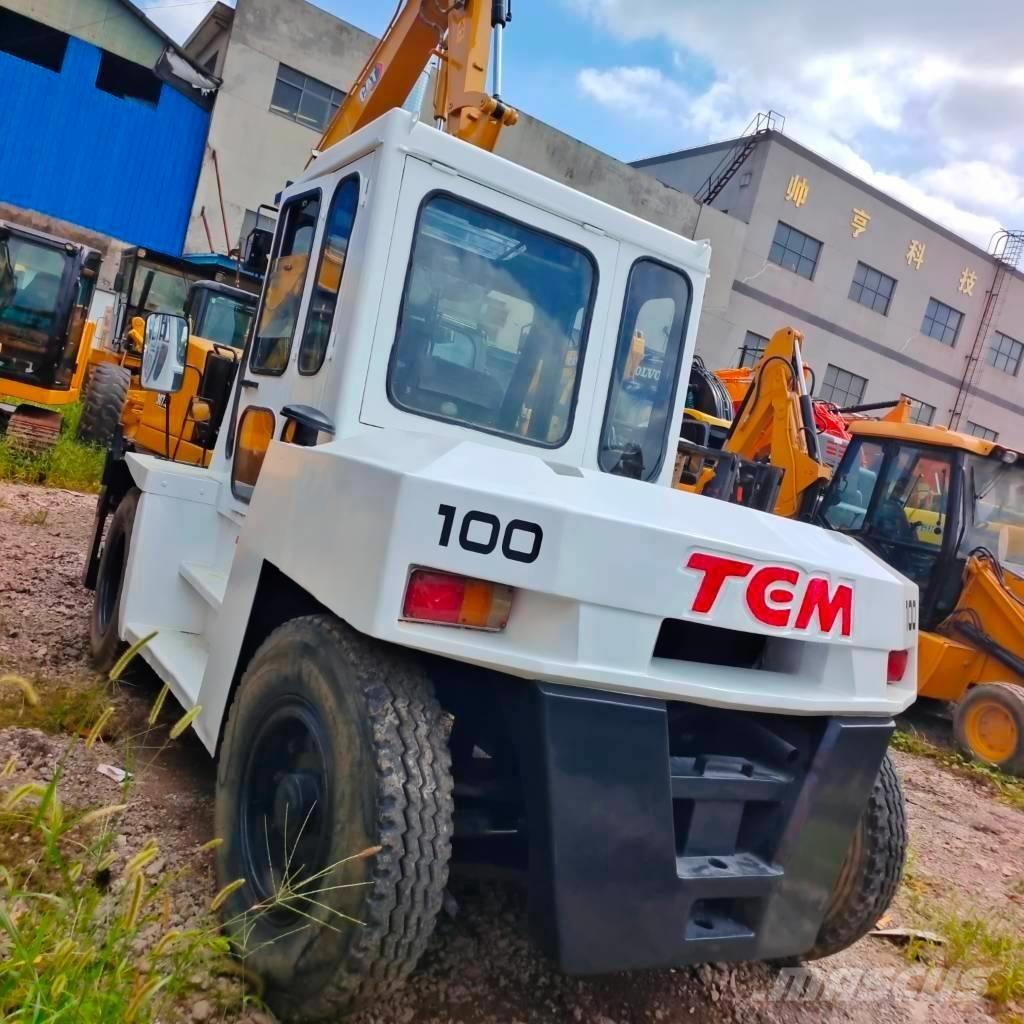 TCM FD100 Diesel trucks