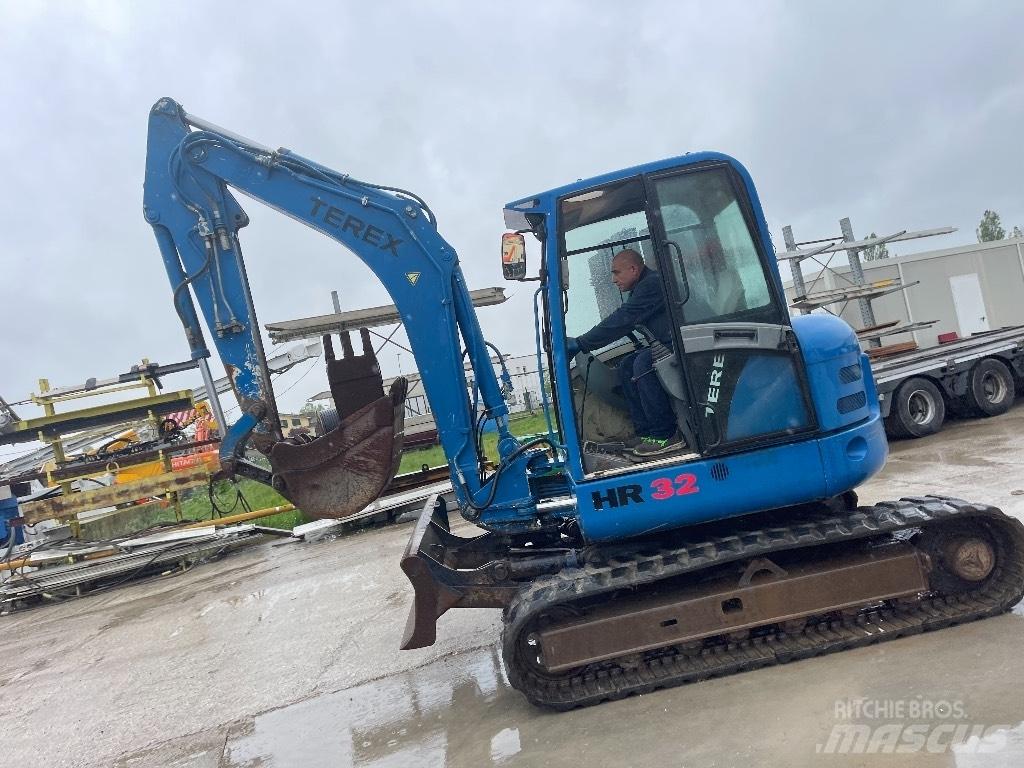 Terex HR 32 Midi excavators  7t - 12t