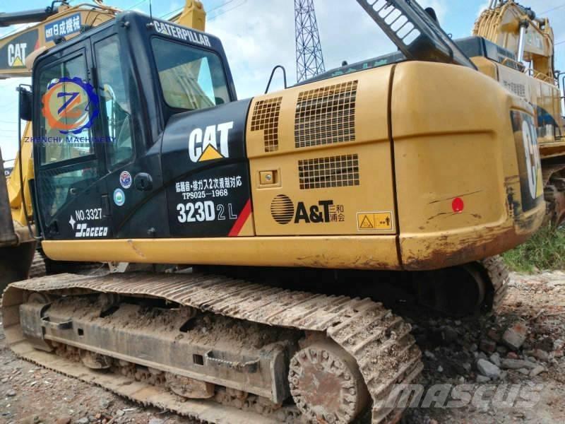 CAT 323 D L Crawler excavators