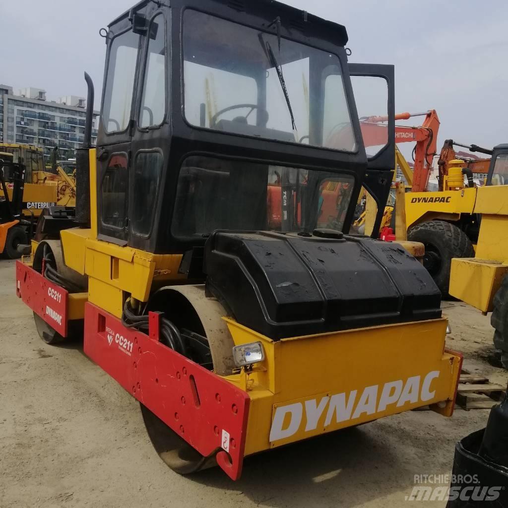 Dynapac CC 211 Twin drum rollers