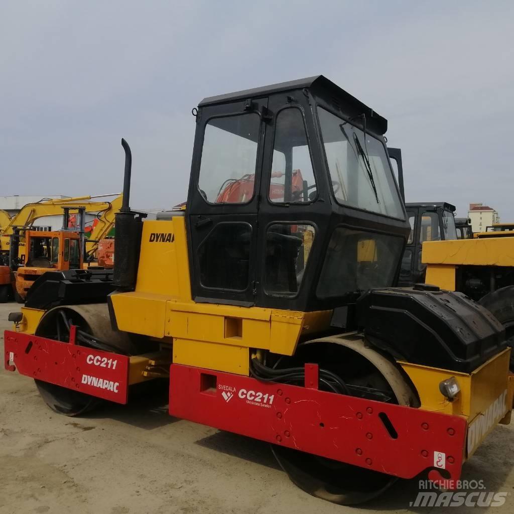 Dynapac CC 211 Twin drum rollers