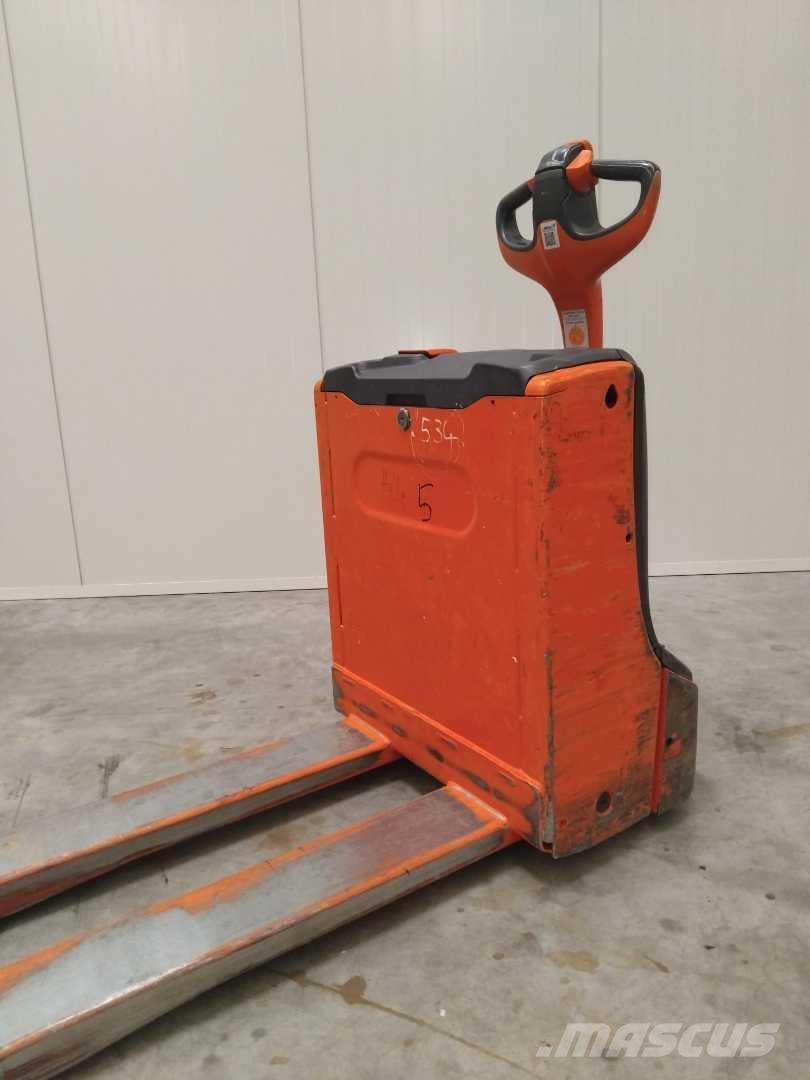 Linde T16 ION Pedestrian stacker