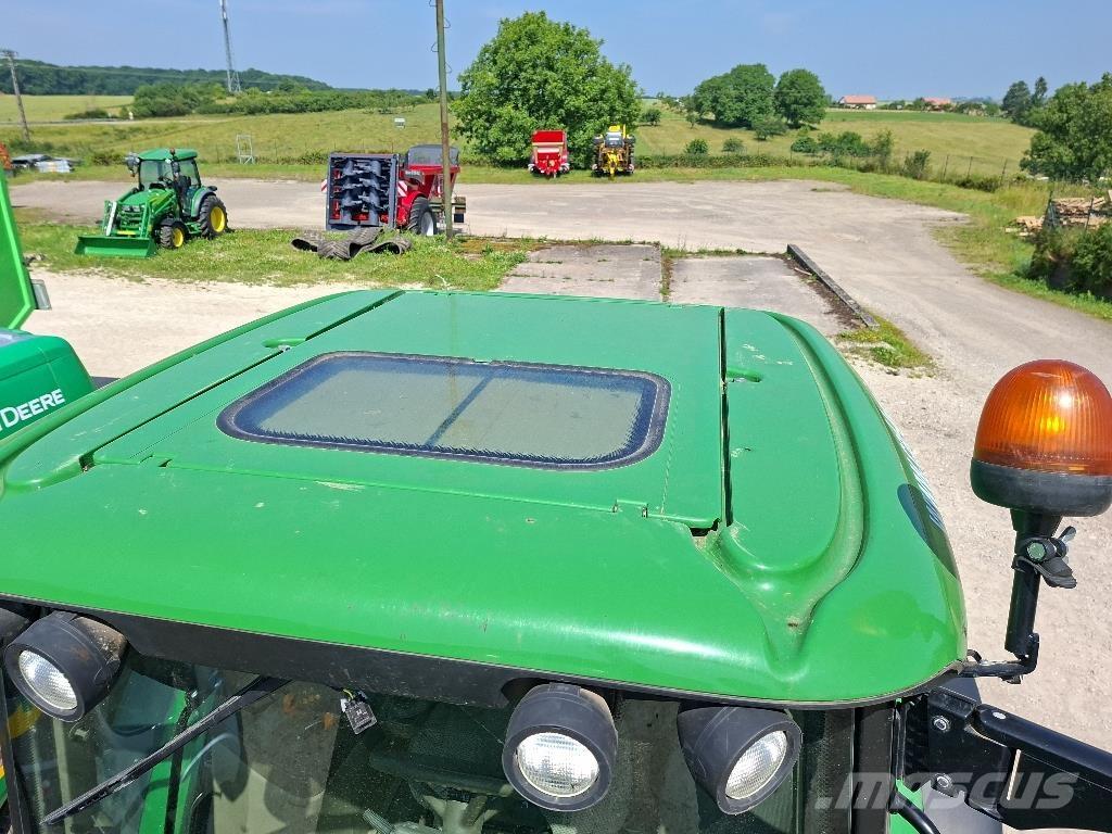 John Deere 6110M Tractors