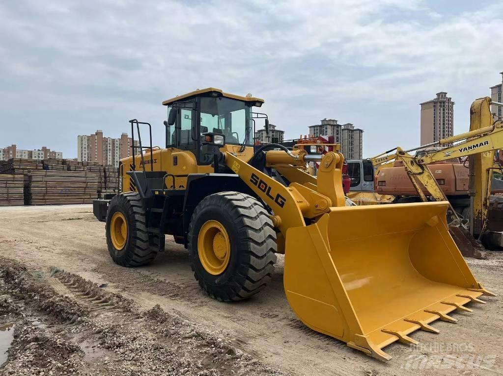 SDLG LG 956 Wheel loaders