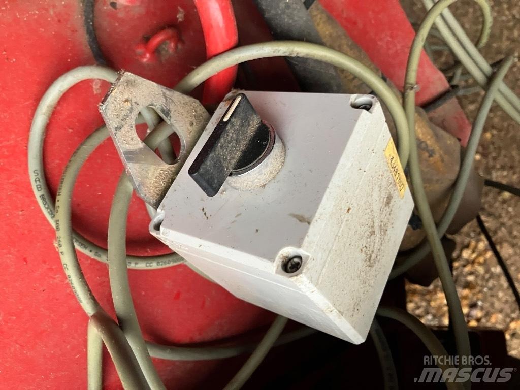 Farmi CH 260 Wood splitters and cutters