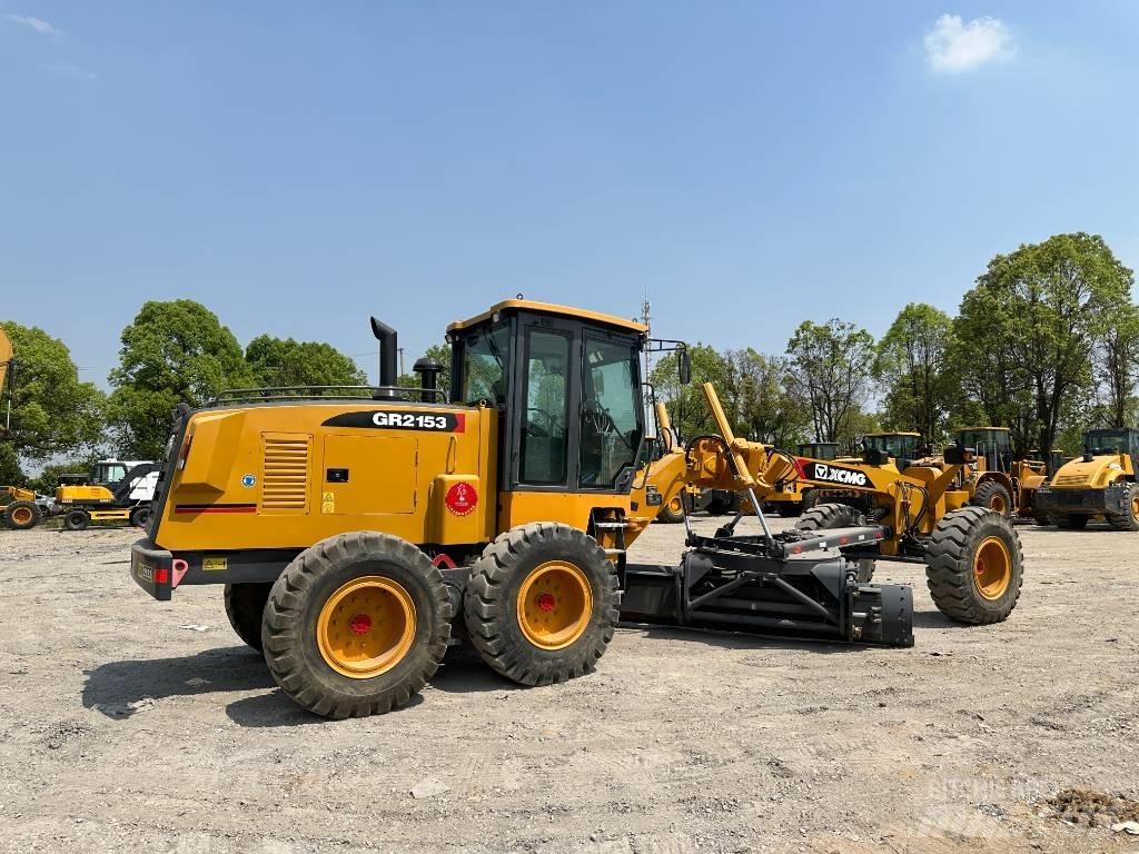 XCMG GR2153 Graders