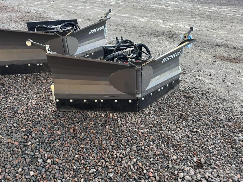 Pronar PUV 1800 M Snow blades and plows