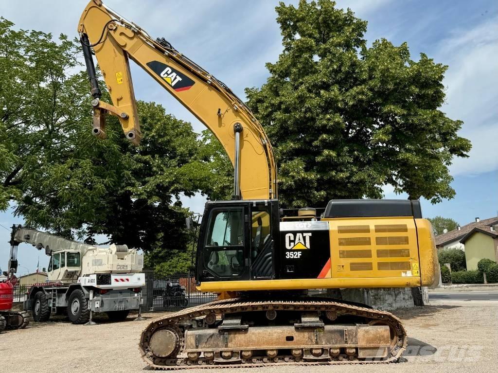 CAT 352 F Crawler excavators