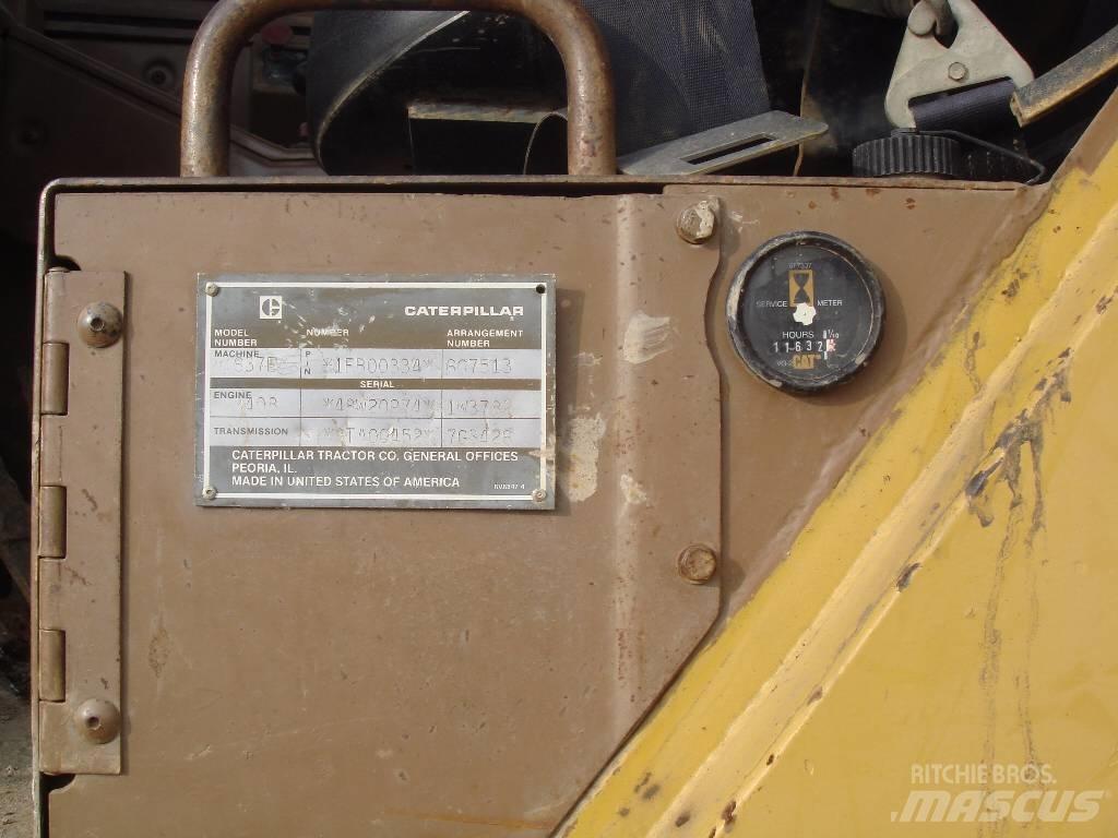 CAT 637E Scrapers