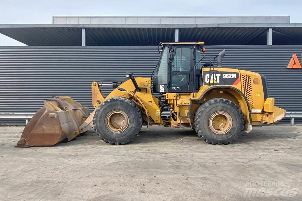 CAT 962M Wheel loaders