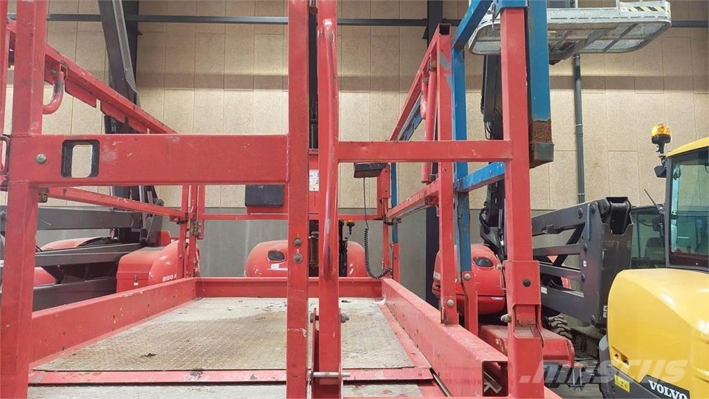 Manitou 120SC Scissor lifts