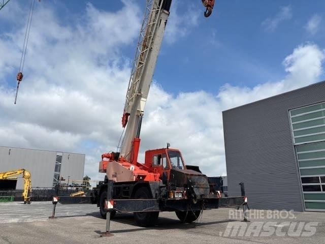 Tadano TR 300 EX Rough terrain cranes