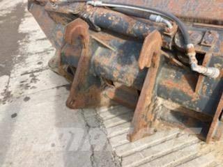 CAT Bucket-Side Dump Buckets