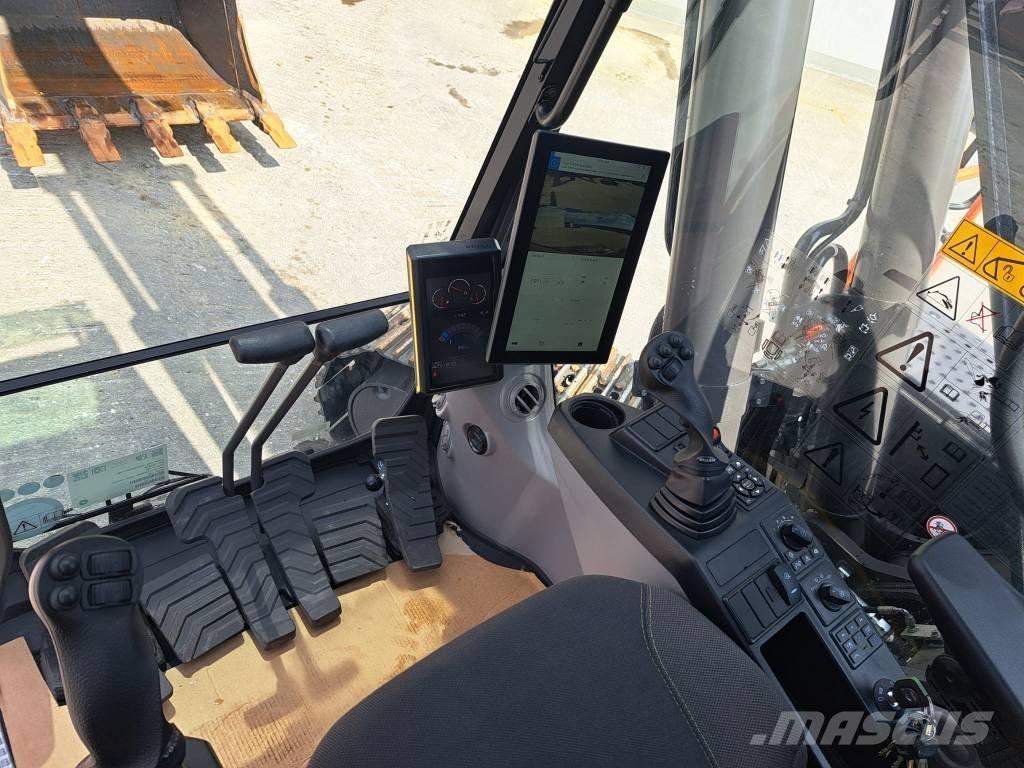 Volvo EC250ENL Crawler excavators
