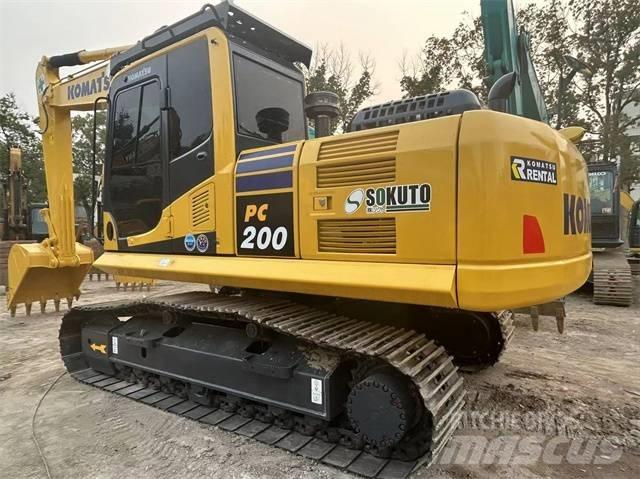 Komatsu PC 200-8 Crawler excavators