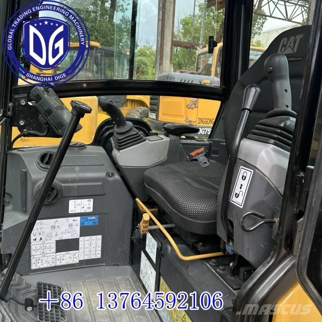 CAT 302 CR Mini excavators < 7t (Mini diggers)