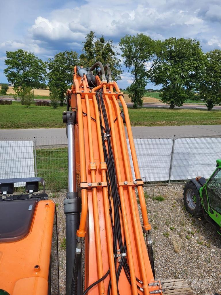 Doosan DX255LC-5 Crawler excavators