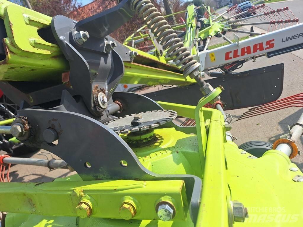 CLAAS Liner 2900 Windrowers