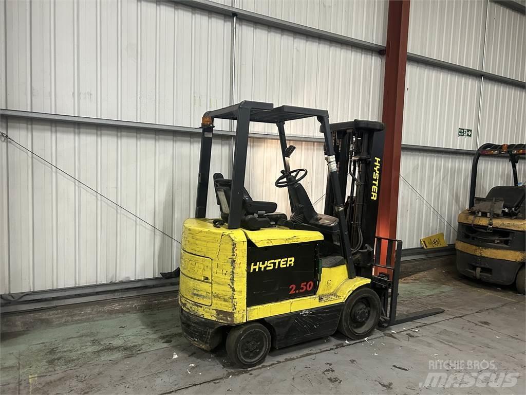 Hyster E2.50XM Electric forklift trucks
