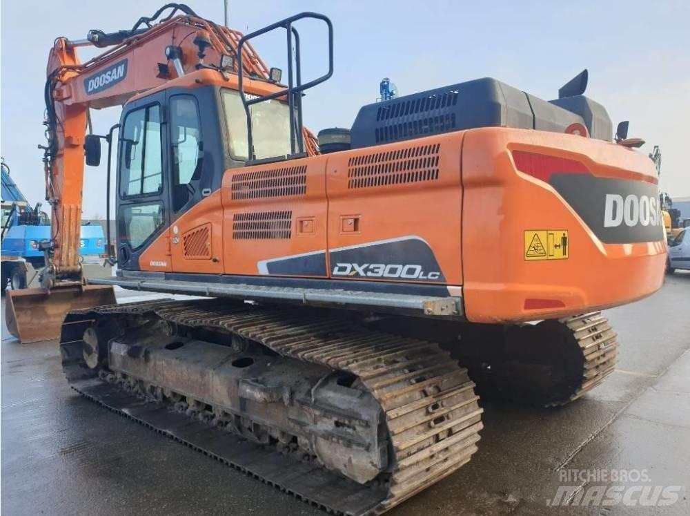 Doosan dx300 Crawler excavators