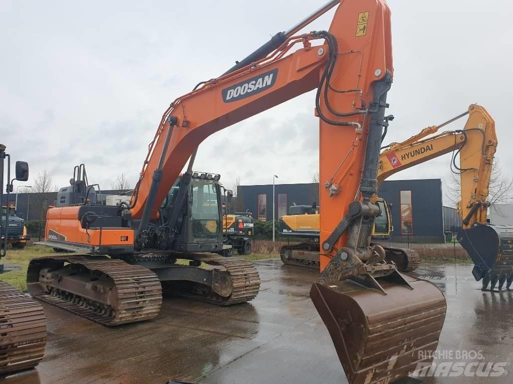 Doosan dx300 Crawler excavators