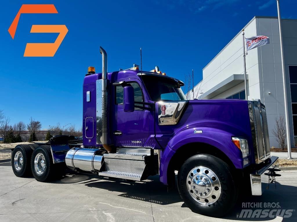 Kenworth W 990 Tractor Units