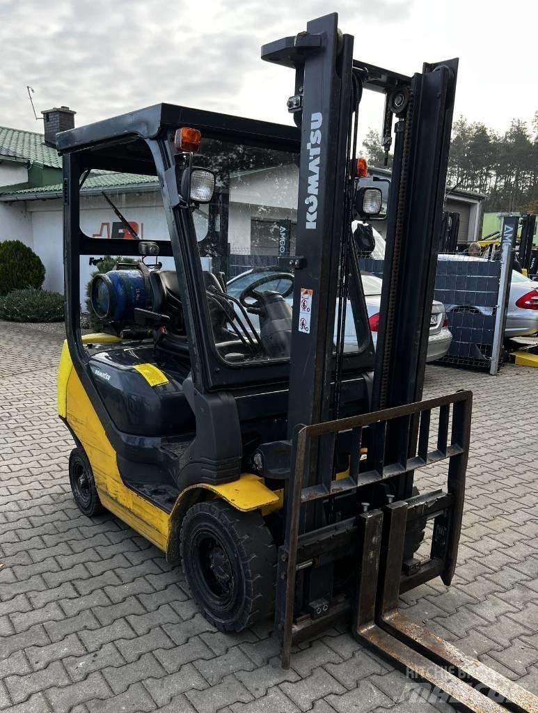 Komatsu FG15HT-21 LPG trucks