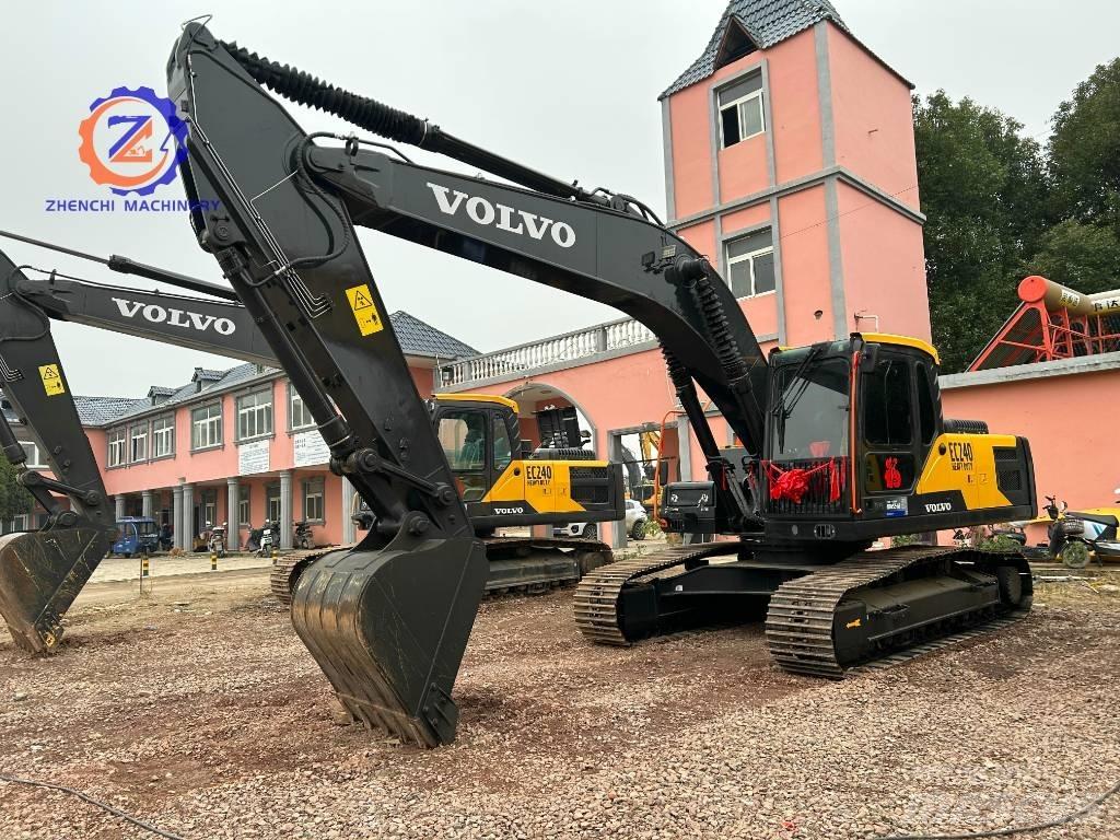 Volvo EC 240 Crawler excavators
