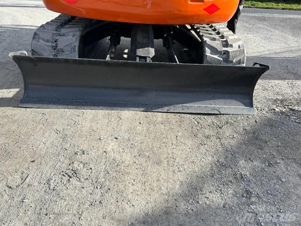Hitachi ZX85USB-6 Midi excavators  7t - 12t