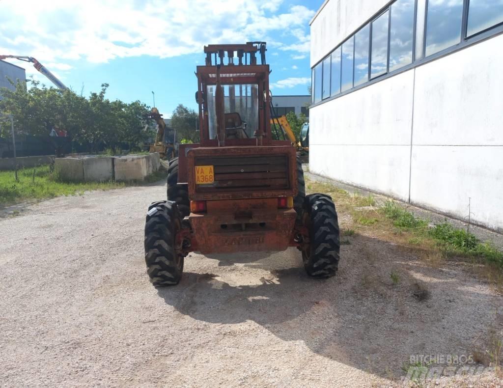 Manitou 4RM30G Diesel trucks