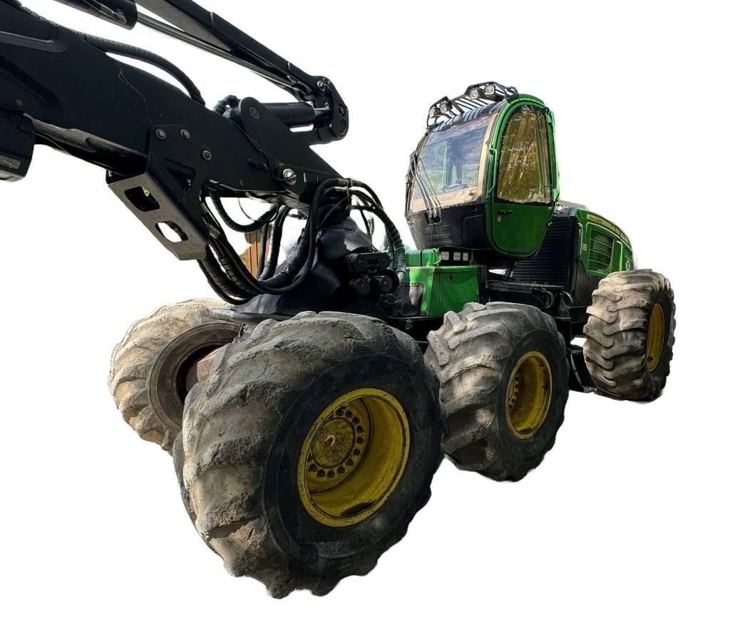 John Deere 1470 E Harvesters