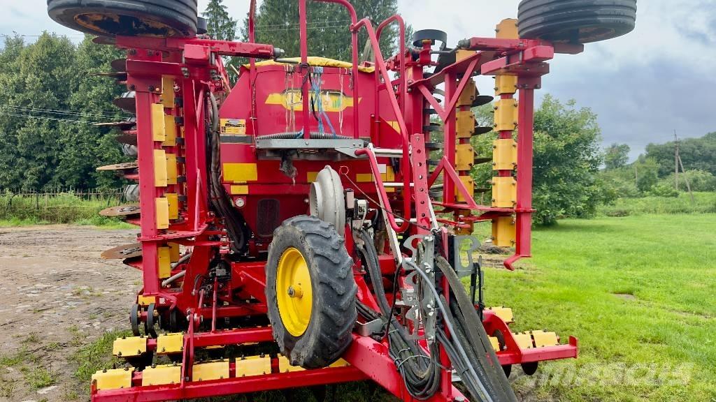 Väderstad RapidA600S Drills