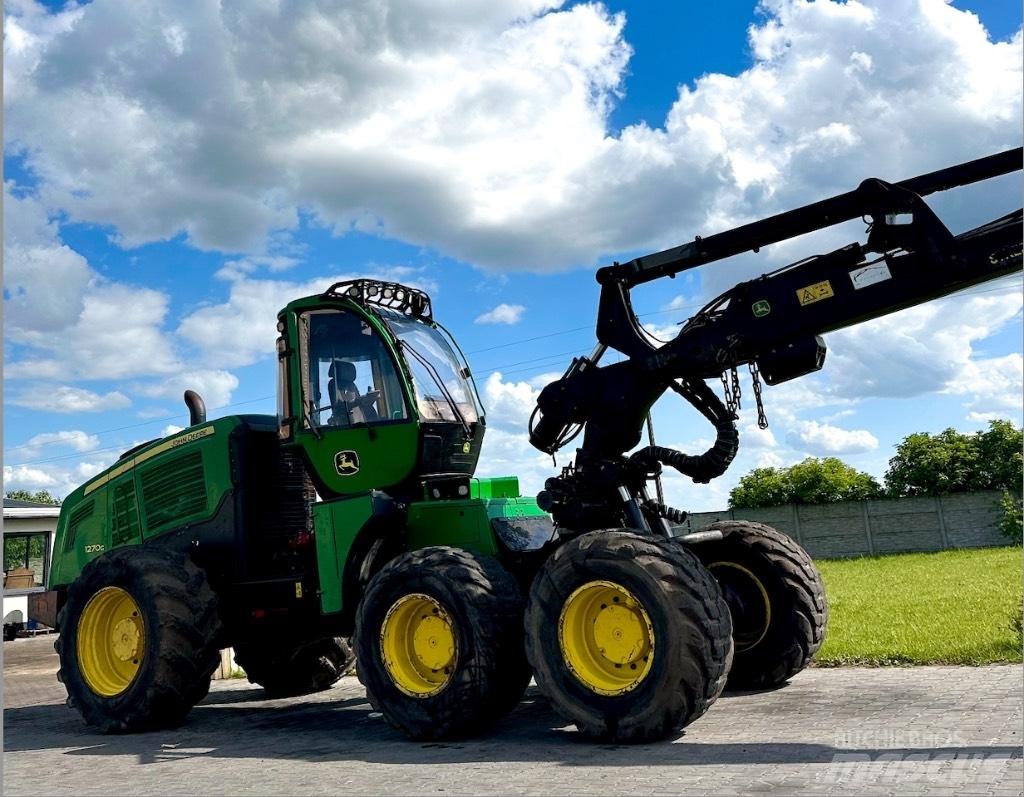 John Deere 1270 G Harvesters