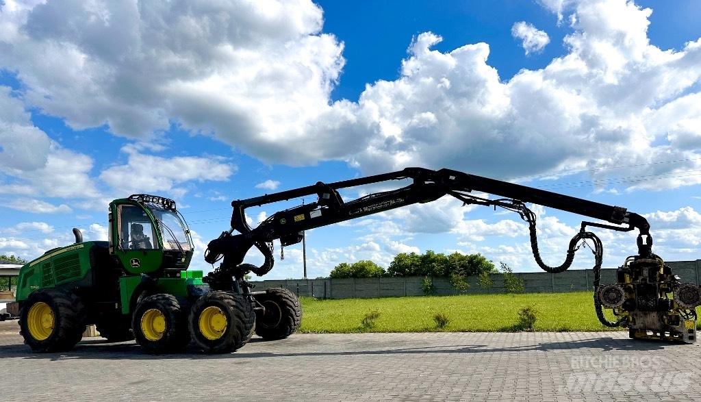 John Deere 1270 G Harvesters